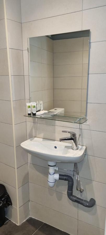 Hotel Sainte-Barbe Guignes-Rabutin Zewnętrze zdjęcie